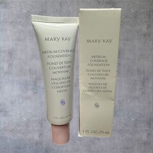 Mary Kay Medium Coverage Foundation Beige 300 355800 1oz New - Pink Cap Liquid